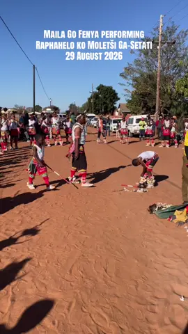 Maila Go Fenywa performing Raphahlelo ko Moletši Ga-Setati.