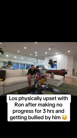 Ngl Ron’s been so annoying and taking it too far 😭@Jynxzi  #fyp #viral #trending #jynxzi #tiktok 