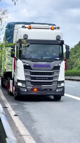 Tính TCO thì con này sẽ rẻ hơn th7 460 đấy ae #howo #xetaitrungquoc #xuhuong #scania #xetainoidiatrung 