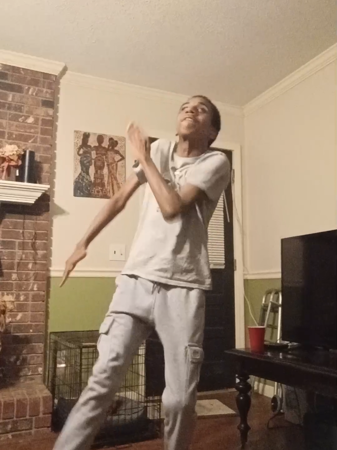 Trying the EAS Alert Brazilian dance for the first time 🚨🇧🇷🔥 I had to give this trend a try and have some fun with the moves! 😂💃🕺 Let’s see how this one turns out! 🔥🎶 #EASAlert #BrazilianDance #DanceVideo #FYP #ForYouPage 