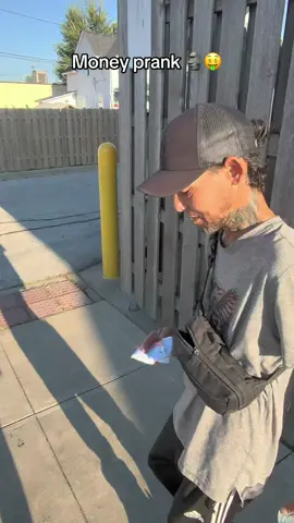 Ong tho😬#viral #moneyprank #socialexperiment #funny 