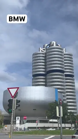 bmw _shortsvideo _trendin #BMW #💙💙💙💙 #bmwlovers 