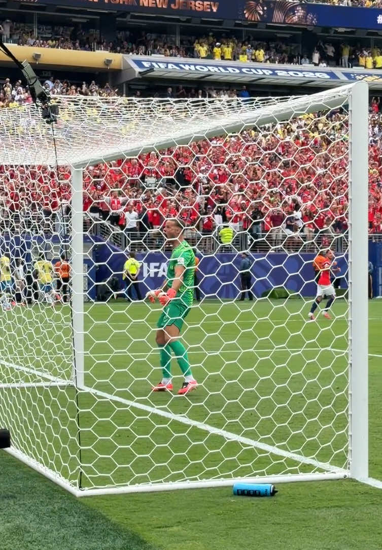 Nyland with a crucial save 🧤🇳🇴 #FIFAWorldCup 