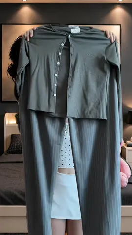 Set Đồ Nữ Thu Đông Áo Cardigan Bozip Phối Quần Ống Rộng Kẻ Sọc Style Hàn Quốc Hac...#setđonuthuđong #thoitrang #xuhuong #viralvideo 