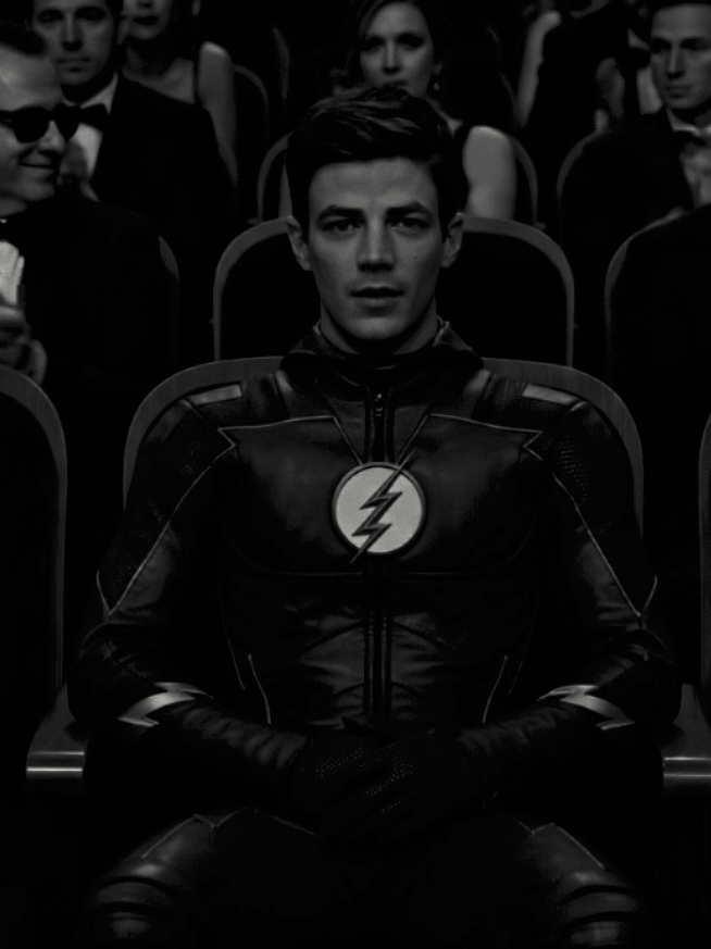 best flash?? #fypシ゚viral #barryallen #flash #dccomics #edit 