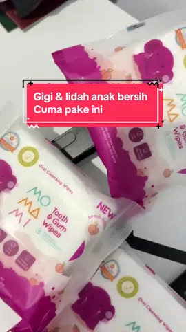 Gausah raguuu, oral wipes atau tisu basah punya momami udah di approve sm bu ibuu lohhh Bikin gigi dan lidah anak bersih, Lembut dan rasa peach jd anak juga senengg