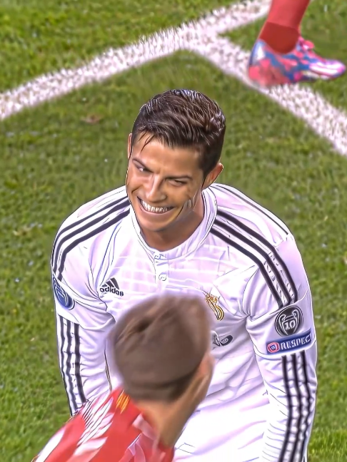 Cristiano ronaldo vs liverpool 2015 tracker | dm for sound promo | Tags: #ronaldo #cristianoronaldo #realmadrid #edit #4k #viral #fyp #notaep #footballedits