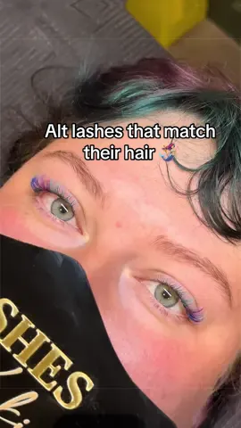 Coloured lashes let my inner creativity come out, they’re my favourite to do 🤍  #lashextensions #nanaimo 