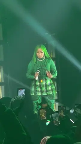 What is your level of love for Queen Mother Barbs? 🎀🩷💚🫰@Nicki Minaj #Team_🎀Queen_🎀Mother🎀 #barbzlovenicki #nickiminajedit #nickiminaj #barbz 
