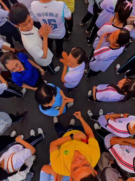 Chương trình đi bộ toàn quốc “Cùng Việt Nam tiến bước” năm 2026 với thông điệp “10 tỷ bước xanh - Vì Việt Nam vững bền”. Trường Đại Học Sư Phạm Kỹ Thuật vinh dự được tham gia cùng Việt Nam tiến bước năm 2026. #xuhuong #vairal #ĐHSPKT #vlute
