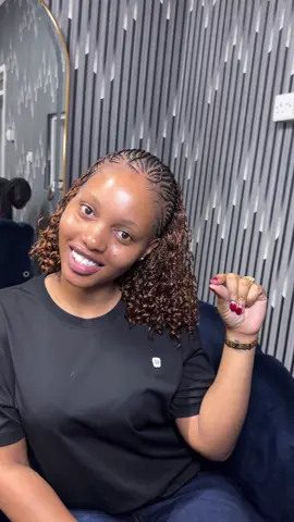 Minyoosho imekaa mahali pake  #Cornrows #KnotlessBraids #HairArtist #ChrisMinyoosho #trendingvideo 