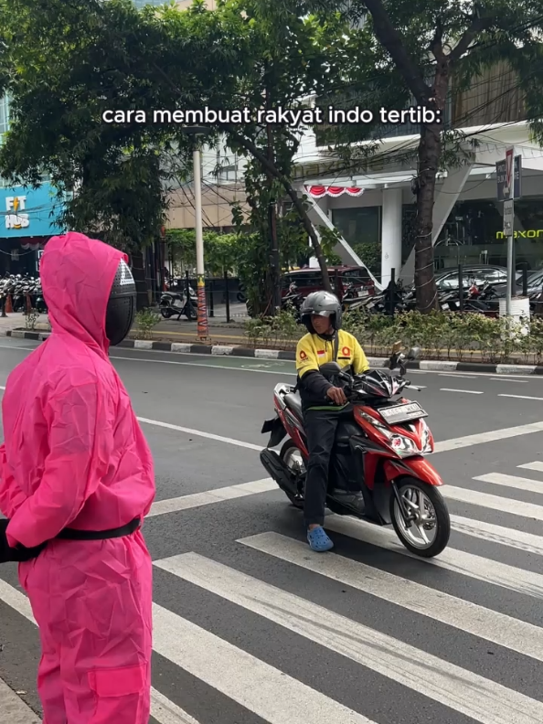 Kalo ga tertib dibawa ke arena Squid Game☠️😭 #ThingsToDoJakarta #SquidGameExperience #PlaceToGojkt #netflixid 