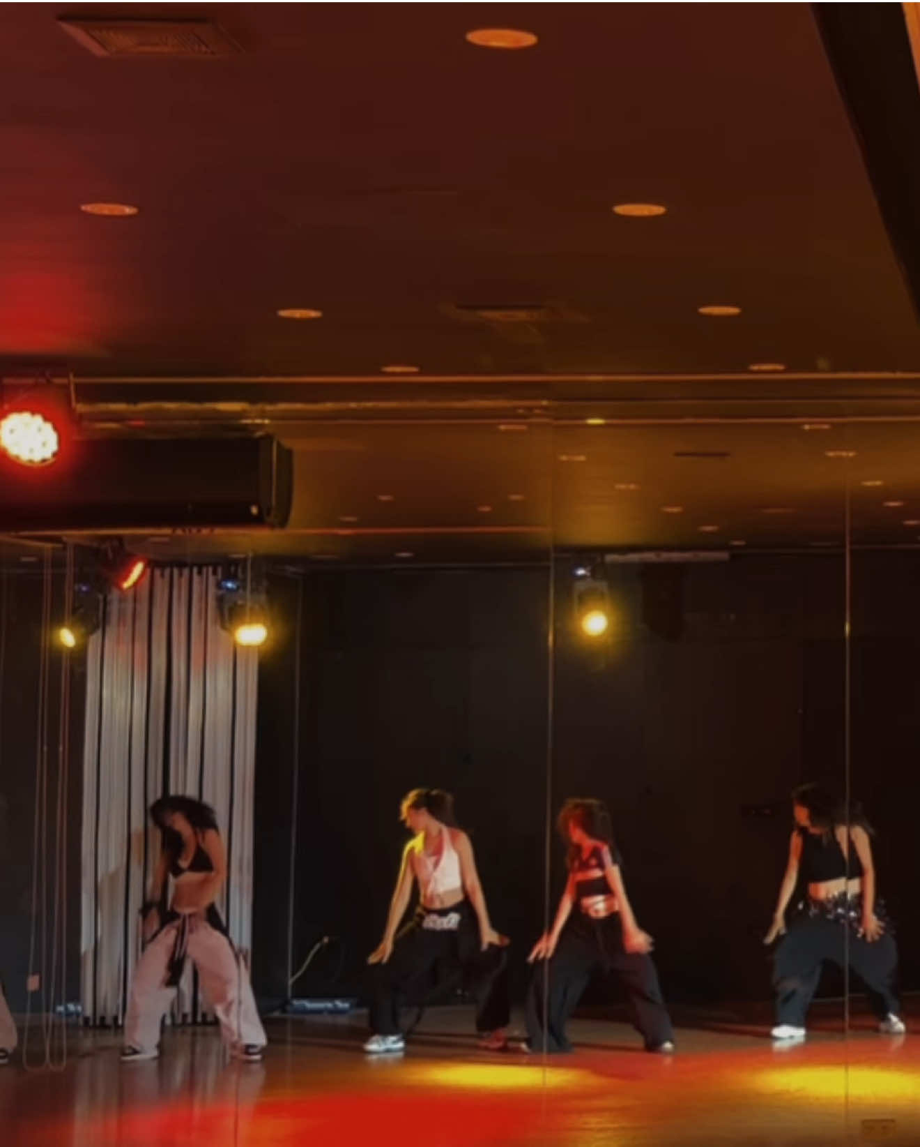 CE tui tới đây 😎 #sayitright #dancecover #tiktoktrending #xuhuong #douyin