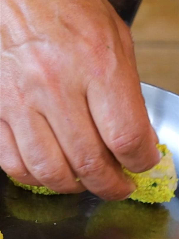 Polpette di Pane  #pane #ricettedipane #polpette ■Guarda nel mio PROFILO per vedere tutte le COSE CHE USO nei miei video. I miei libri, le padelle i coltelli, le magliette. Oppure vai su ZIORAPA.IT