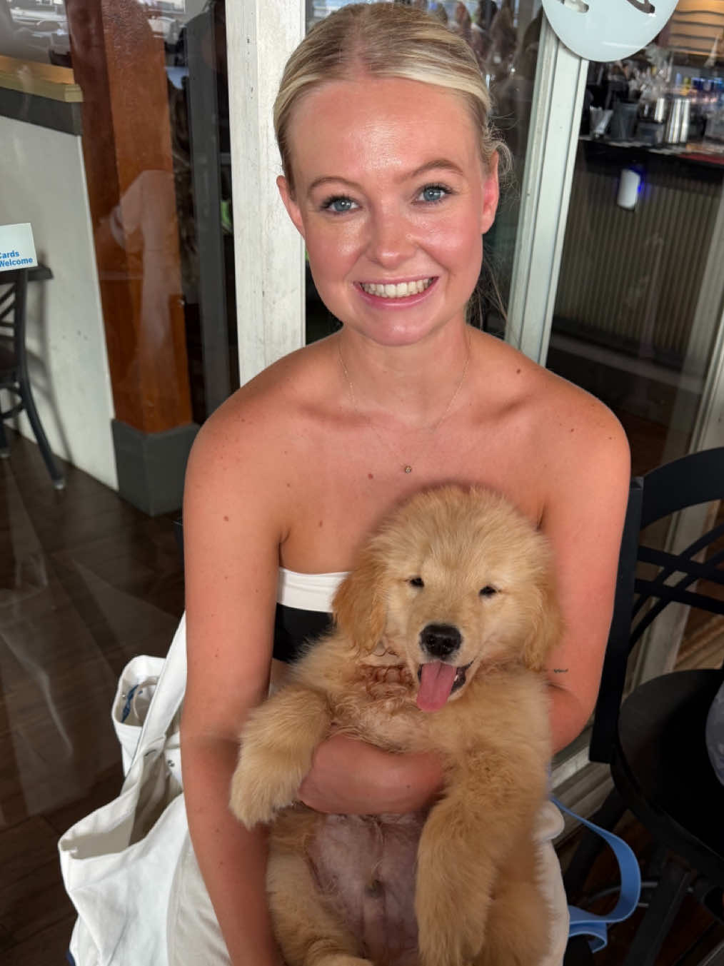 I’m spoiled 🤷‍♀️ what can I say? #goldenretriever #puppy #goldenretrieverlife #goldenretrieverpuppy 