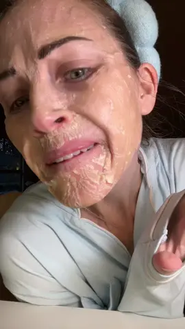 Not exactly my cutest skincare moment 😂🧟‍♀️ but the way my skin feels afterward makes it SO worth it. It helps refine the look of my pores while leaving my skin feeling incredibly smooth and soft ✨ #skin1004 #koreanskincare #zombiepack #skintightening #skintighteningfacemask @SKIN1004 US 