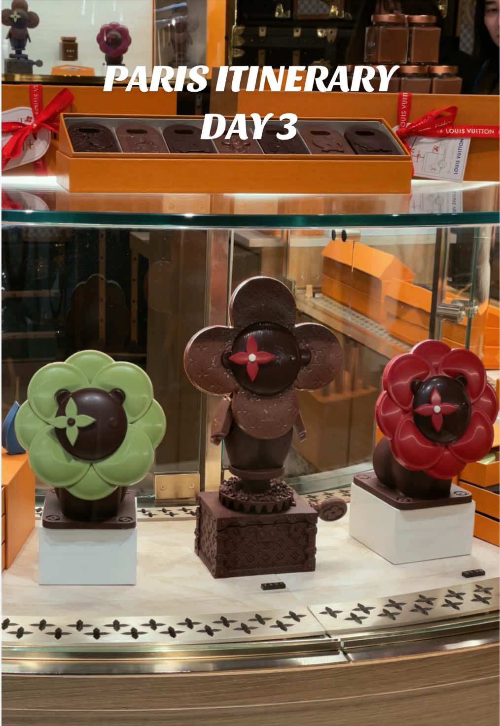 Day 3 In Paris 🇫🇷 Breakfast – Hotel 💶 €15 📍 Louvre Museum ⏰ 09:00 – 18:00 🎫 €17 📍 LV Dream🍫 It’s about a 10-minute walk from the Louvre 📍 Le Chocolat des Français🍫 📍 Dinner – Les Ombres A Michelin-starred restaurant with a beautiful Eiffel Tower night view ✨🗼 #louvremuseum #chocolate #paris #travel 