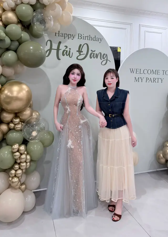 Không có ai rời đi, chỉ là thay đổi vị trí #hoahipboutique #đầmthiếtkế 