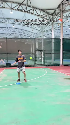 R476-Pickleball solo training! To progress from novice to beginner, mastering angles is key to rapidly becoming an expert. Give a solo pickleball practice base a try!#sohochic #TikTokshopbacktoschool #fyp #pickballtiktok #beginner 