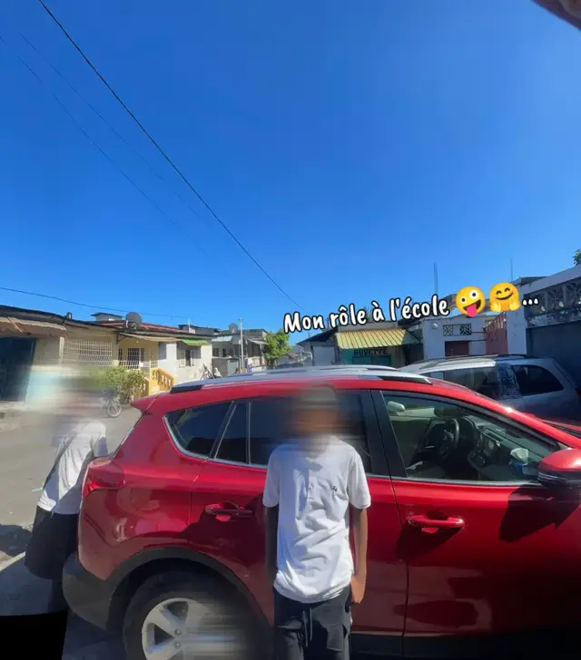 j'suis le comédien 🤪😅😂#lecole ##mayotte976🇾🇹🌴🤣foryoupage #comores269♥️🌙🏝🇰🇲 #fypシ゚viral #pourtoutlemonde 