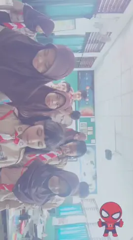 pakodiii pakodii #fyp #class6b #trending #fypシ #pakodi @⋆. 𐙚˚࿔shllaa𝜗𝜚˚ @🐻 
