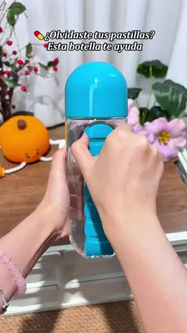 💊Botella de agua con pastillero integrado, ideal para tu rutina de medicinas#fyp#TikTokShop#pastillero#viajes#fouyou 