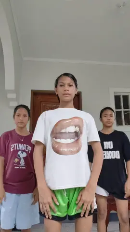 #blowthisup  #fypシ  #makethisviral  #4u  #tiktokdancetrend 