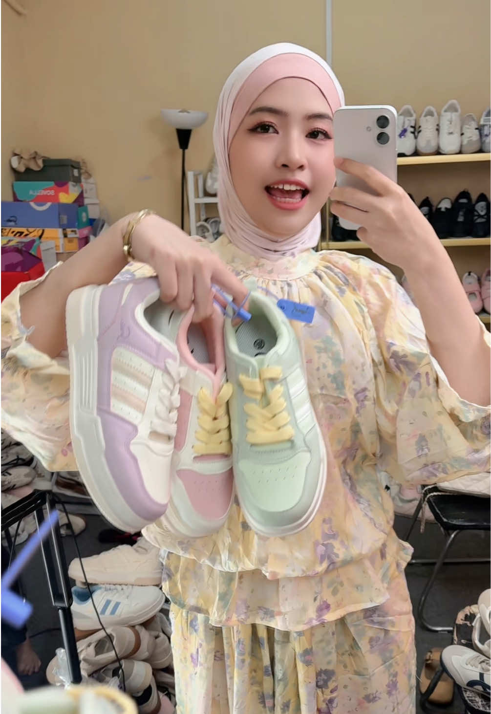 PLIS JOIN LIVE VOCER SETENGAH HARGA TERBATAS #corollashoesofficial #corollaofficial #corollashoesshop #corollashoes #fyp 