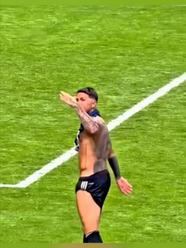 Tại sao mọi người luôn so sánh Enzo Fernandez và Declan Rice? #viral #xuhuong #bongda #thethao