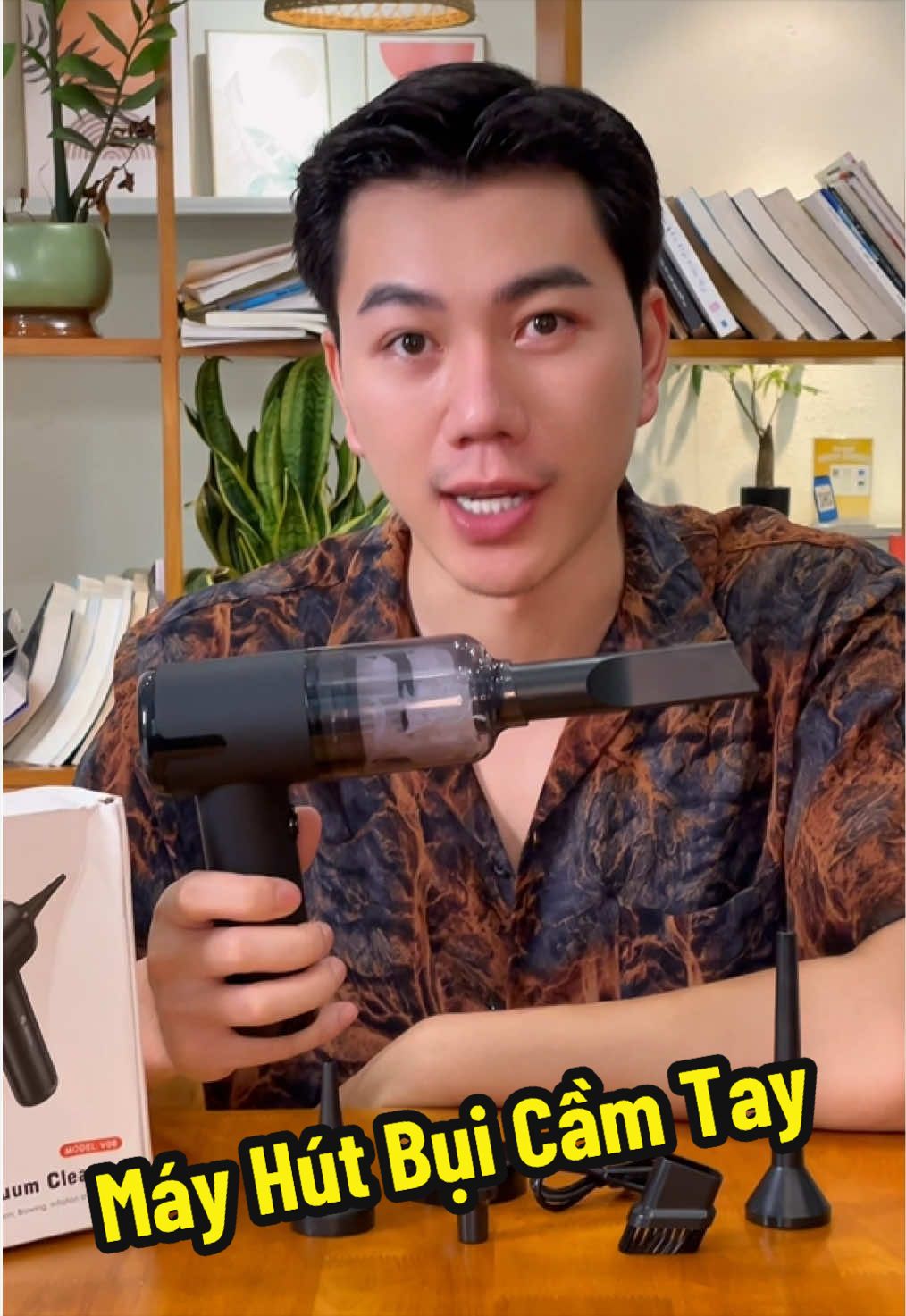 Máy hút bụi mini cầm tay #xuhuong #tikhub #mayhutbui #mayhutbuicamtay #mayhutbuicamtaymini 