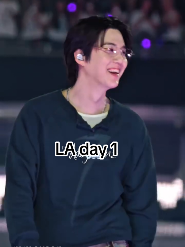 LA day 1 #suga focus from several fancam #btsworldtour #슈가 #armybts #minyoongi 