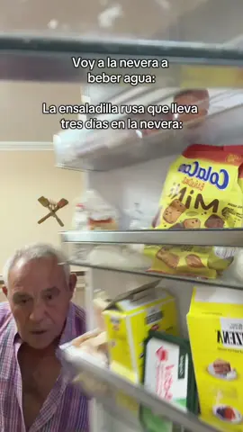 Es menester tirarla😂 #ensaladilla#rusa#trend#abuelos#parati 