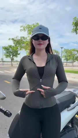 Áo khoác nữ có túi#aokhoac #aokhoacnu #aokhoacchongnang #fashion #xuhuong 