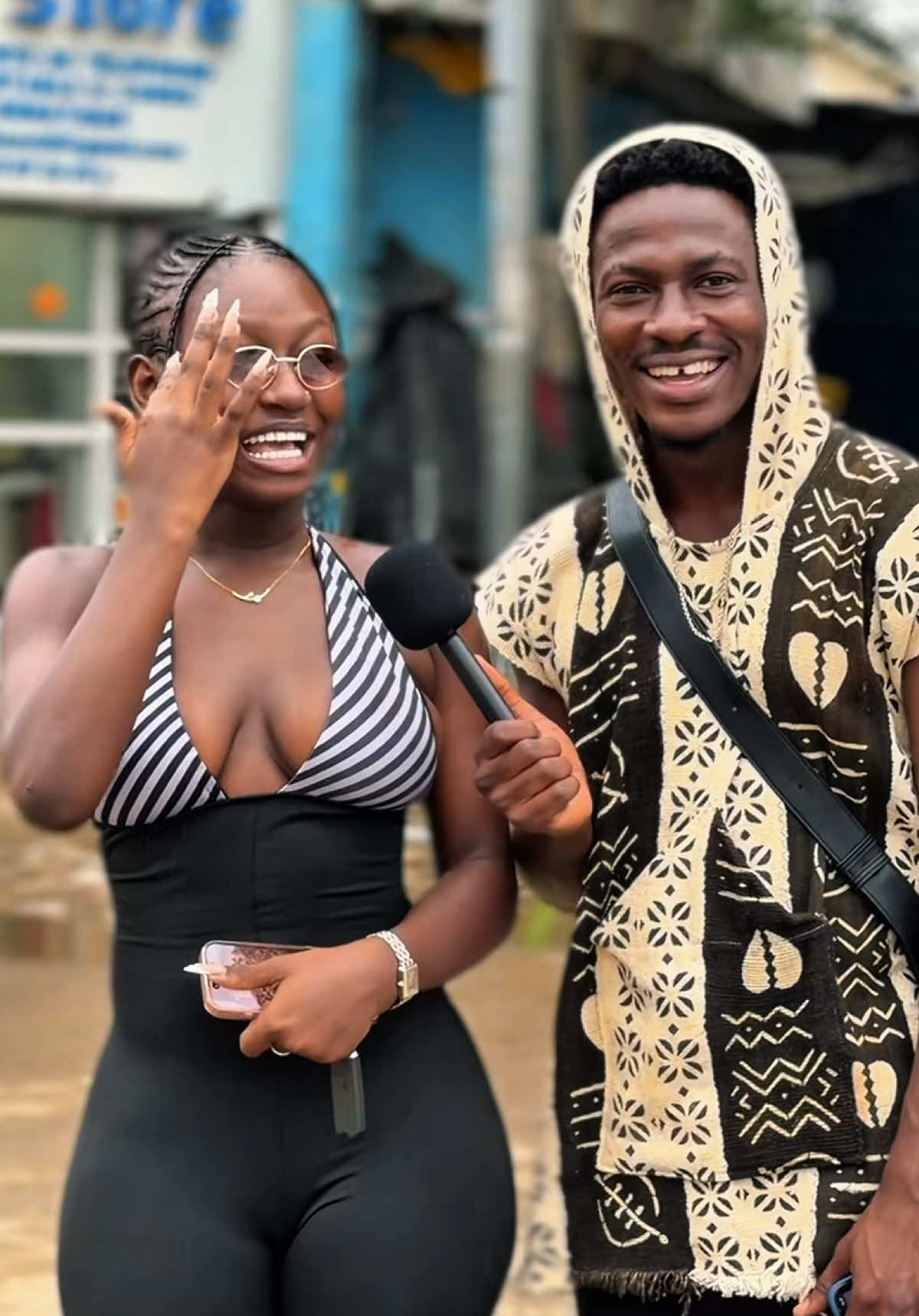Tu pense qu’elle est belle ?#parolier606 #cotedivoiretiktok🇨🇮 #microtrottoir #amour #viralvideos 