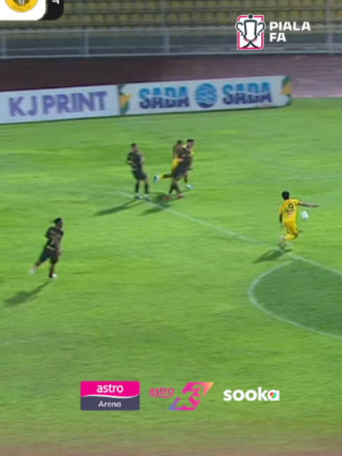 Drama pada minit-minit akhir apabila Kedah FA berjaya memanfaatkan situasi kelam-kabut di dalam kotak penalti seterusnya menyamakan kedudukan. #DemiLigaKita #PialaFA