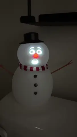 This3D animated snowman sings Christmas tunes, tells jokes & lights up! ⛄️ perfect for the holidays 🎄 #christmas #animatedsnowman #christmasdecor #tiktokshopfinds #tiktokshopholidayhaul 