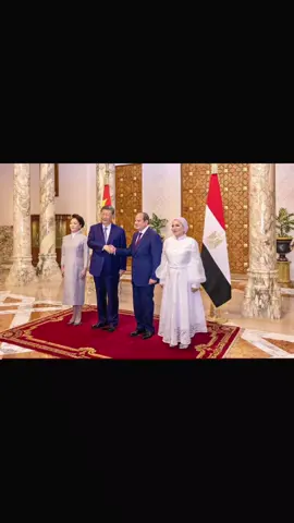 السيدة انتصار السيسي:  سعدت باستقبال ضيفة مصر العزيزة، السيدة بينغ لي يوان، قرينة فخامه الرئيس الصيني، في لقاء ودي يجسد عمق العلاقات التاريخية والروابط الراسخة بين مصر والصين #السيسي_مصر🇪🇬 #الجيش #المصري #المخابرات_المصرية 