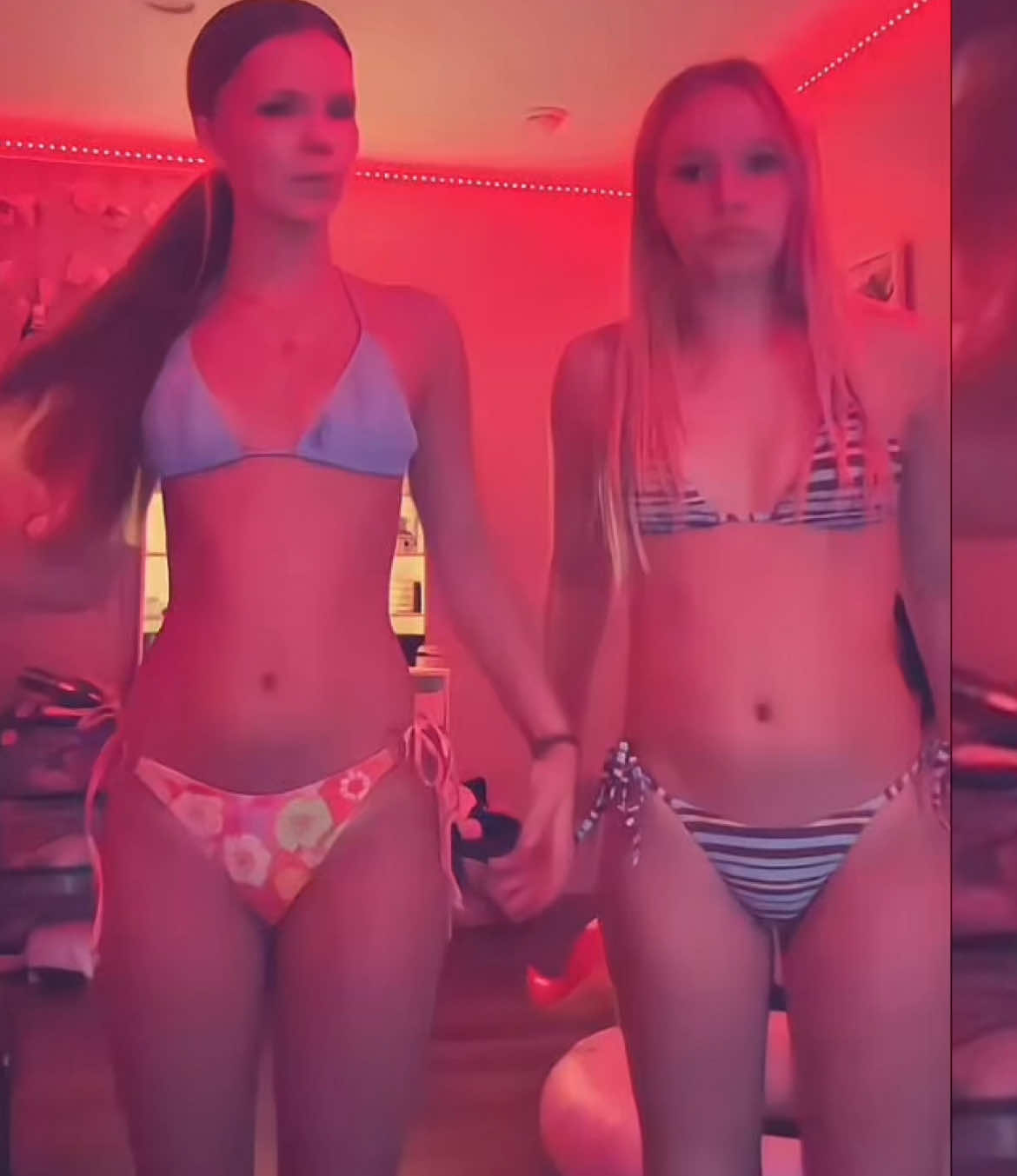 @Izzy ﾒ𝟶 @??? #prettygirl #blonde #brunette #fyp #xyzbca 