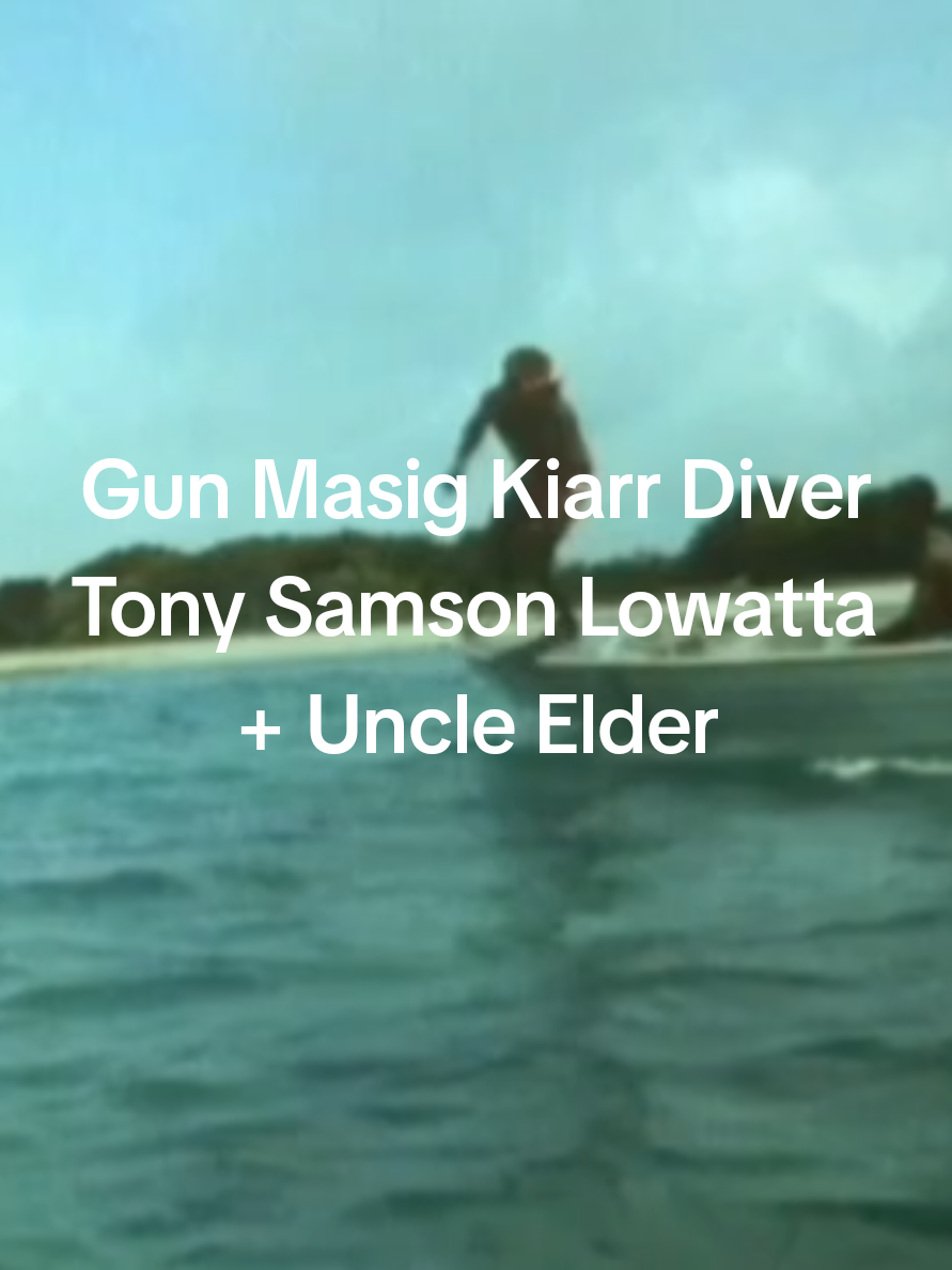 Ca. 1989. Cray Fisherman, Tony Samson Lowatta, swims for Kiarr near Masig. Uncle Elder Mosby [RIP] drops some knowledge on Kiarr Shredding and Movements.   #atorresStraitLegends  #MasigKiarrFisherman  #orresStraitHistory  #ztotresStraitKiarrIndustry 