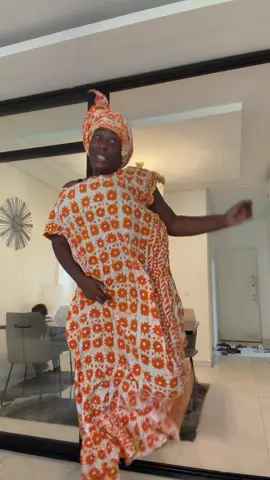 Les mèra qui dansent en pagne la mon combat 😭❤️ Je peux rejoindre les mera qui danse pour l’artiste là⭕️? 