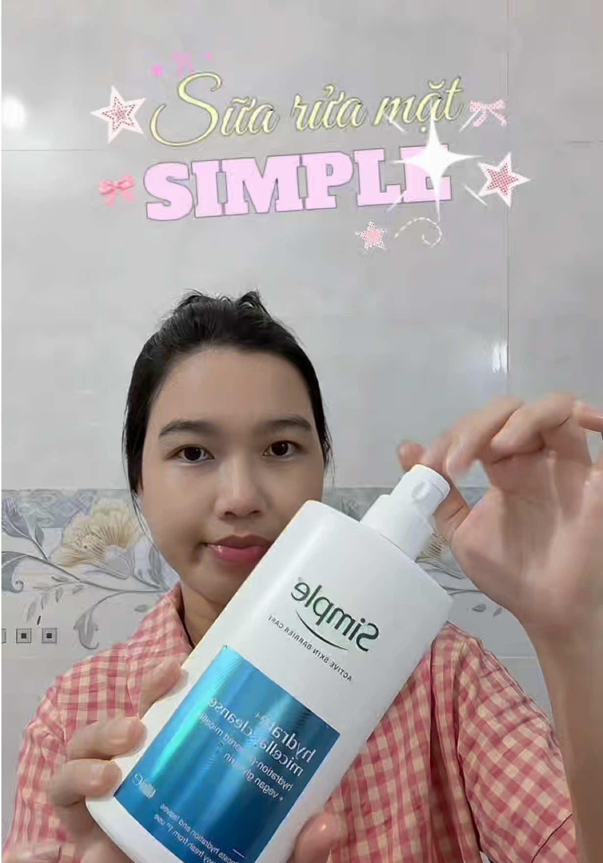 Khi sữa rửa mặt Simple tự nhiên 