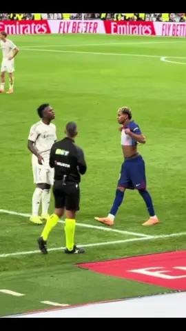 Vinijr vs Barcelone🔥#viniciusjunior #barcalona #realmadridcf #españa🇪🇸 #tiktoksenegal🇸🇳france🇫🇷 