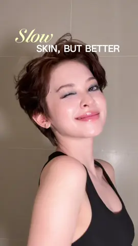 Embracing slow skincare. Taking a little more time to slow down and care for my skin. 🤍 #shorthair #VTcosmetics #reedleshot #cangbongda #VTpdrn