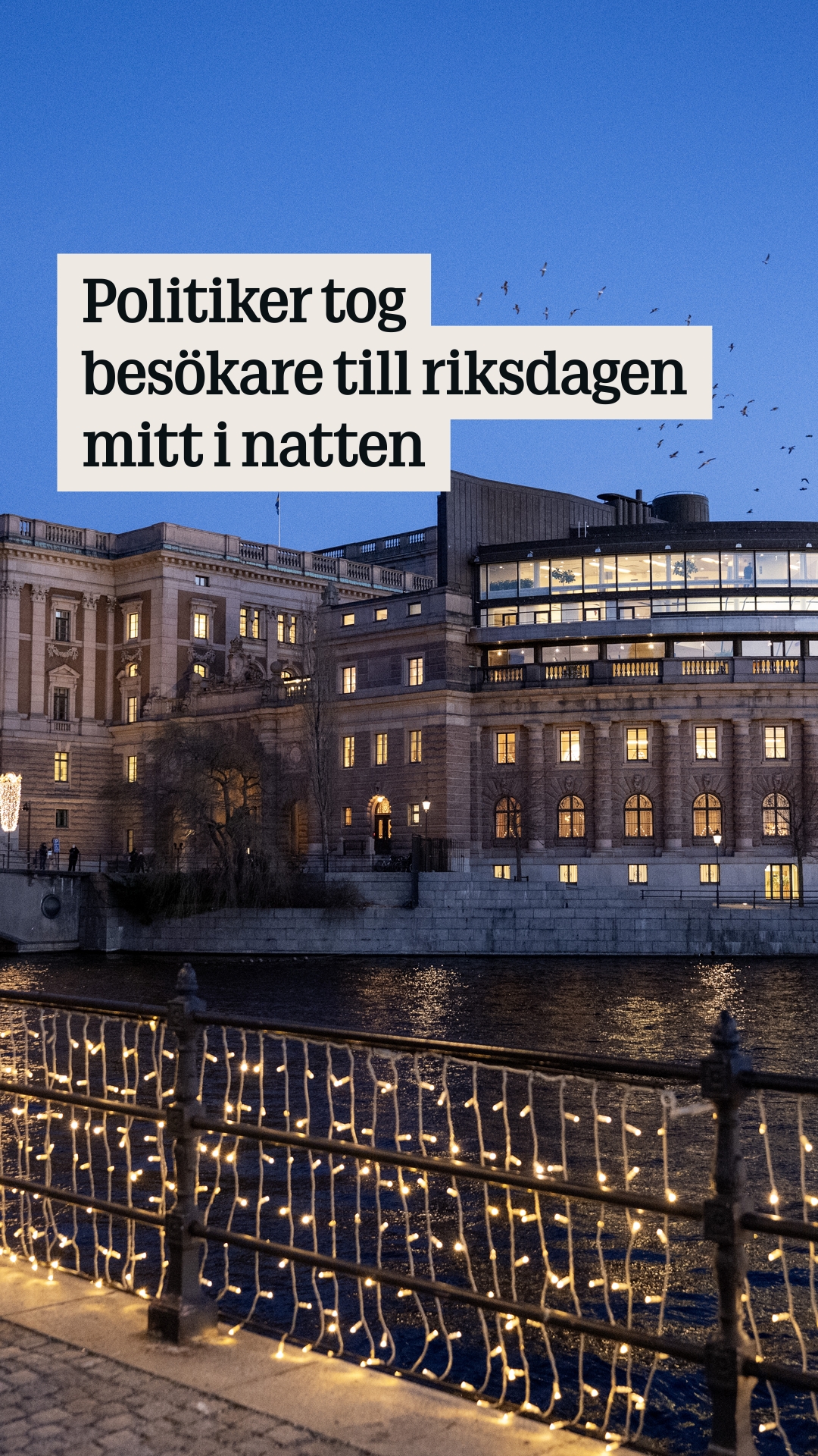 Riksdagsledamöter och partianställda har de senaste åren tagit emot nattliga besök i riksdagen. Det kan Göteborgs-Posten avslöja genom att gå igenom besöksloggar från riksdagen. Förklaringarna är bland annat sena toalettbesök och rundvisningar efter krogen. Kl 03.10 en juninatt 2024 tog SD-toppen Tobias Andersson med sig två unga kvinnor in i riksdagen. – Jag skulle hämta något på kontoret, säger han till GP när han är på språng mellan två arrangemang under Almedalsveckan.