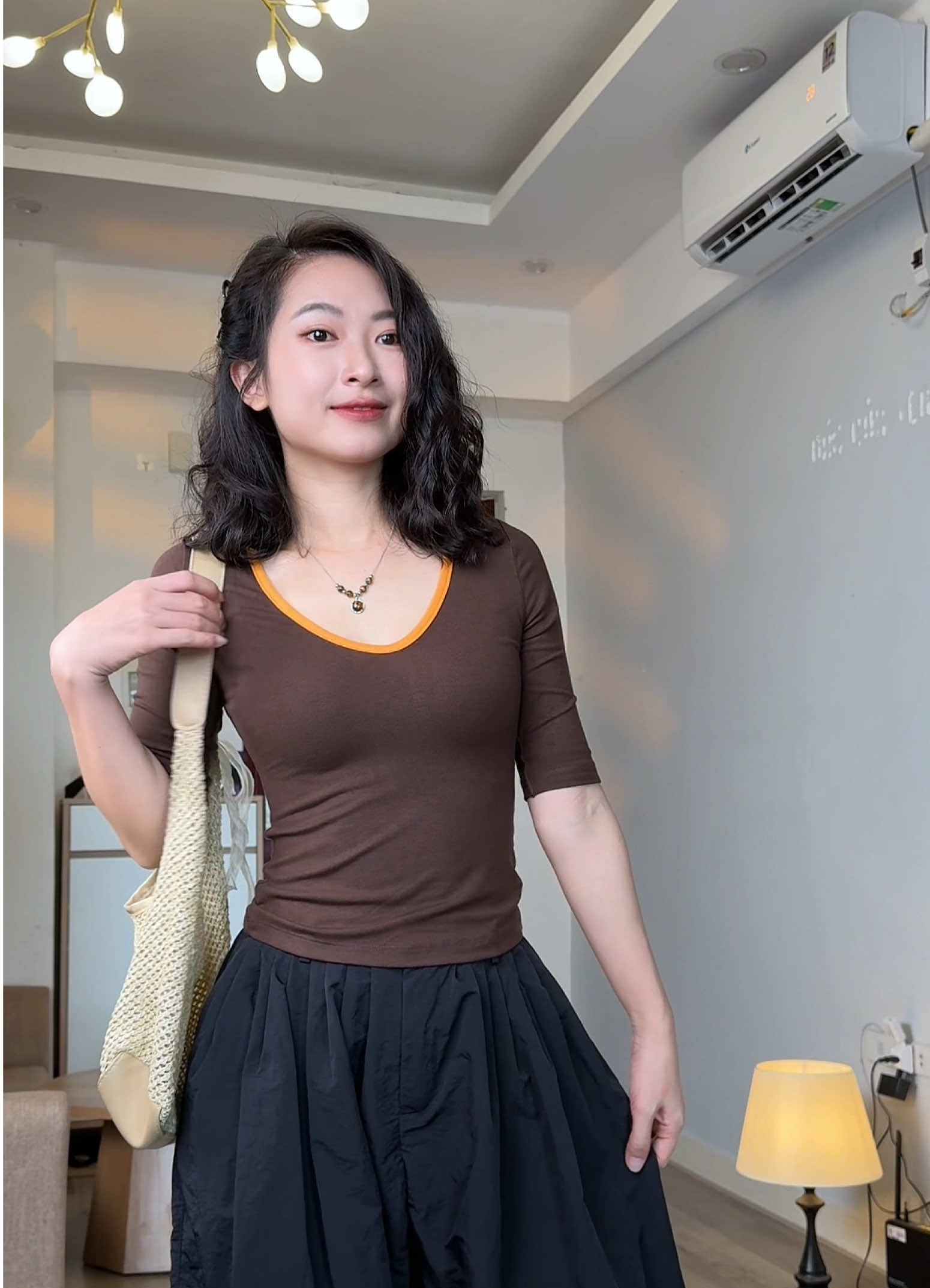 Áo cotton cổ tim tay lỡ #aothunombody #aothuncotim #aocotim #traphamm56 