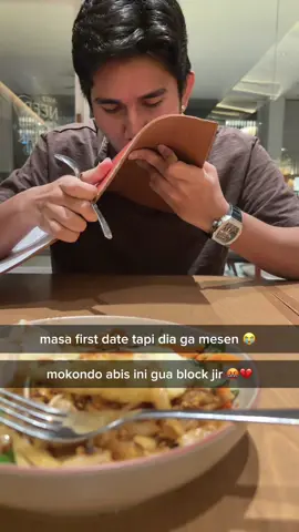 tetep gua minta split bill liat aja 😡 #rizz #aura #skit #cringe 