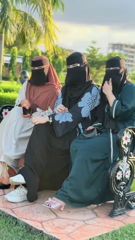আমাকে  কৌশলে বিয়োগ করলা 