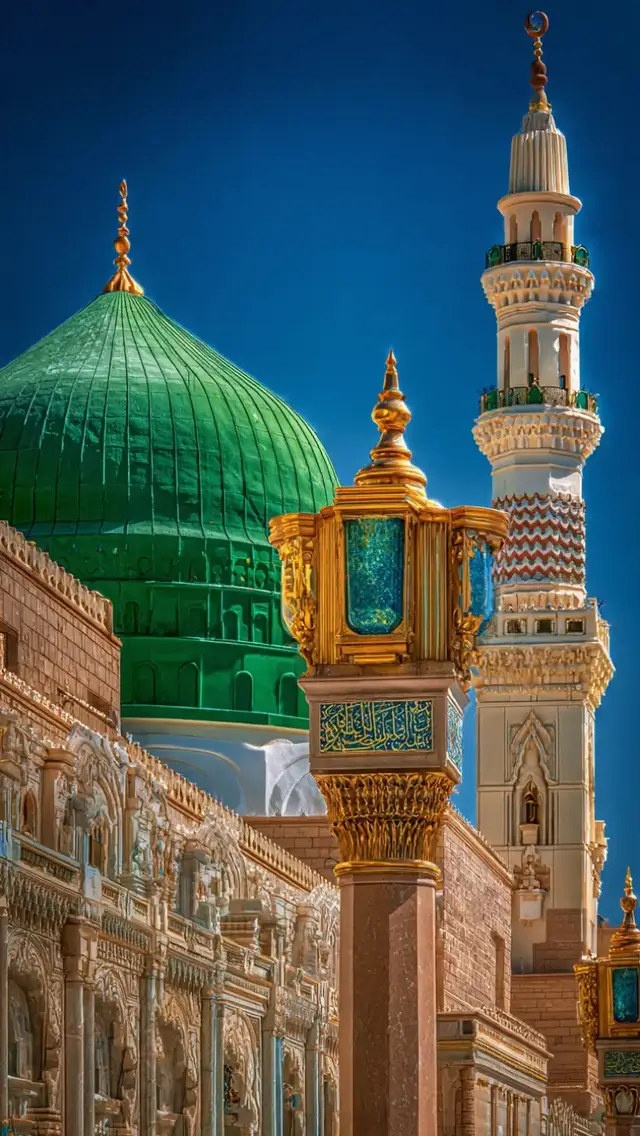 Munawara (Medina) is a very important holy city for Muslims. Here are the best places to visit in Madina Munawara: 🕌 Must-visit religious sites: * Al-Masjid an-Nabawi: The Prophet's Mosque ﷺ – the heart of Medina (Rawdah, the Prophet's tomb ﷺ). * Rawdah ash-Sharifah: One of the most blessed places (reservation via the Nusuk application). * Masjid Quba: The first mosque in Islam – praying here gives the reward of an 'Umrah. * Masjid al-Qiblatayn: Mosque of the Two Qiblas (change in prayer direction). * Masjid al-Jumu'ah: Site of the Prophet's ﷺ first Friday prayer. 🏔️ Historical sites: * Jabal Uhud: Mountain of the Battle of Uhud and resting place of the martyrs. * Al-Baqi' Cemetery: Many of the Prophet's ﷺ companions are buried there. * The Seven Mosques (Masajid Sab'a): Sites related to the Battle of the Trench (Khandaq). 🛍️ Other places: * Medina Date Market: To buy Ajwa and other dates. * Medina Museum: To better understand the city's Islamic history. If you wish, I can also suggest a 1, 2, or 3-day visit program in Medina. #allahuakbar #naatstatus #naatsharif #madina #TikTokCreatorSearchInsightsIncentive #meccaandmedina