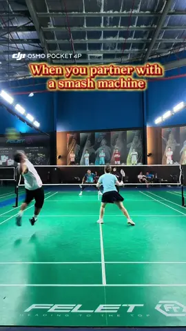 Smash machine @azmanaidil #mixdouble #malaysia #china #badminton #smash 