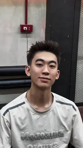 Effect aura #Quiff #ironcapbarbershop #goctocdep #LearnOnTikTok #foryou